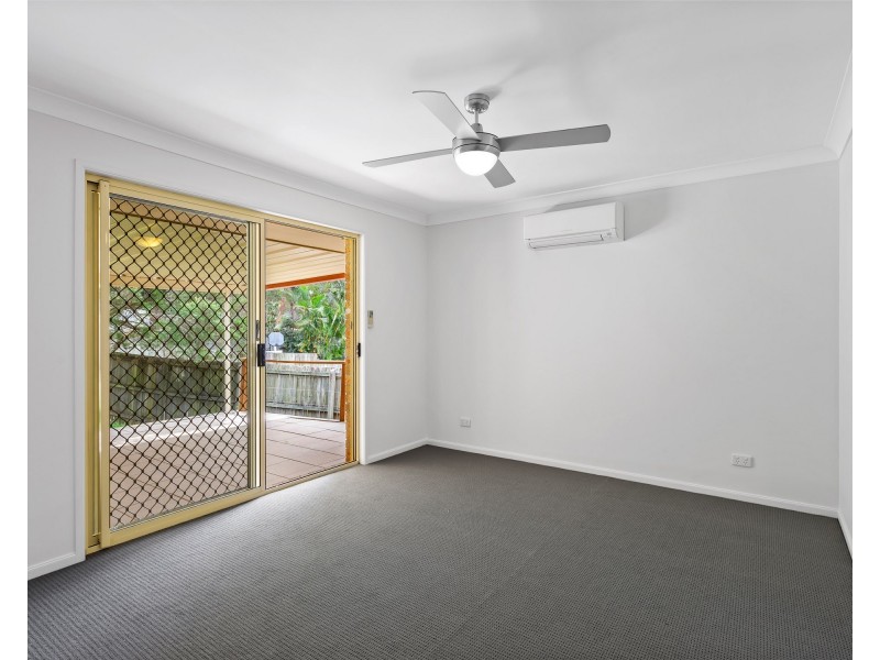 27 Hatia Grove, Ferny Grove QLD 4055