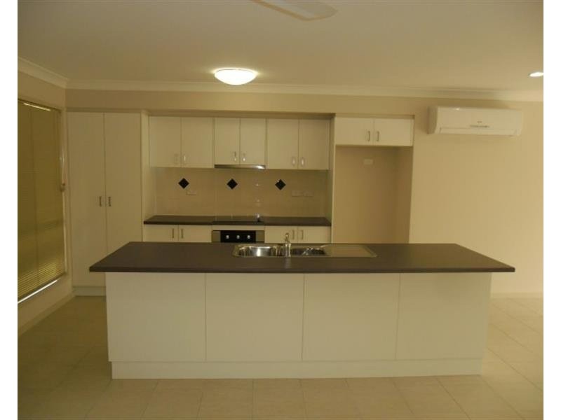 4 Bellflower Crescent, Mount Cotton QLD 4165