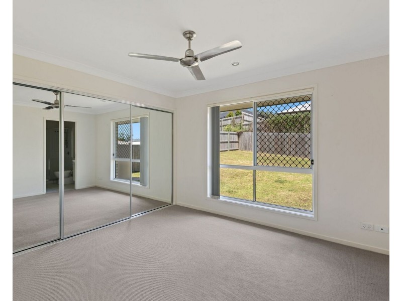 9 Willow Rise Drive, Waterford QLD 4133