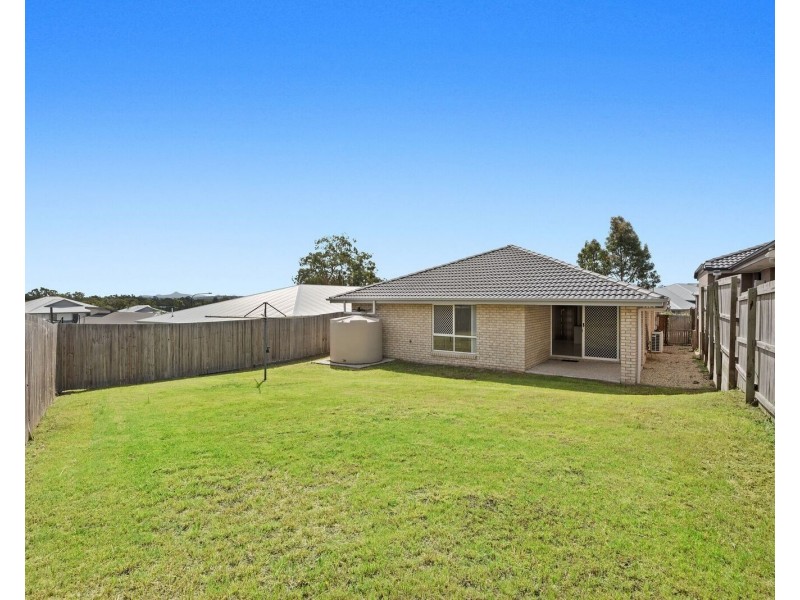 9 Willow Rise Drive, Waterford QLD 4133