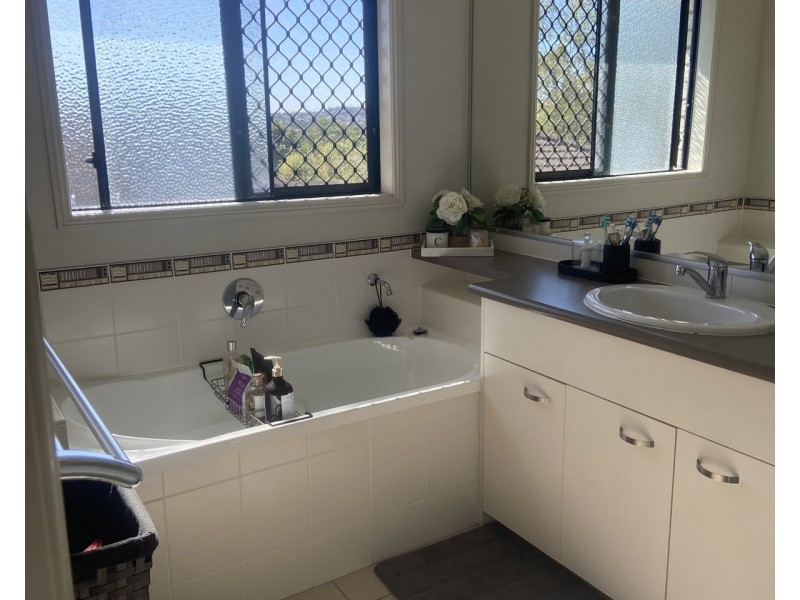 34 Pentas Place, Drewvale QLD 4116