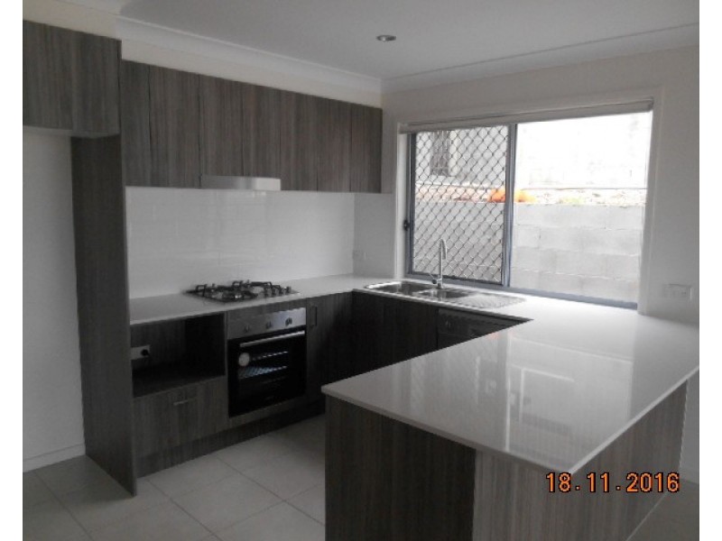 1/13 Kearney Street, Augustine Heights QLD 4300