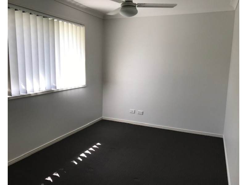 4 Coman Street, Rothwell QLD 4022