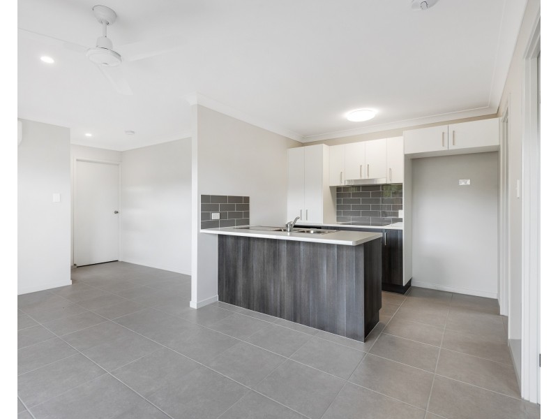 2/31 Spruce Street, Loganlea QLD 4131