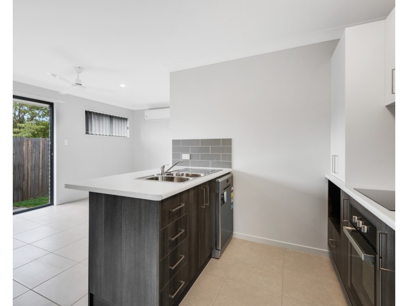 2/31 Spruce Street, Loganlea QLD 4131