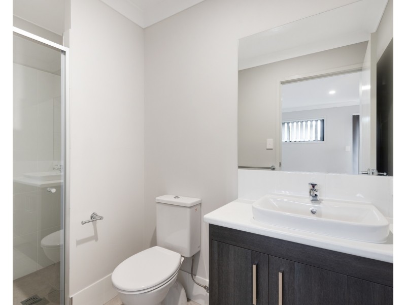 2/31 Spruce Street, Loganlea QLD 4131