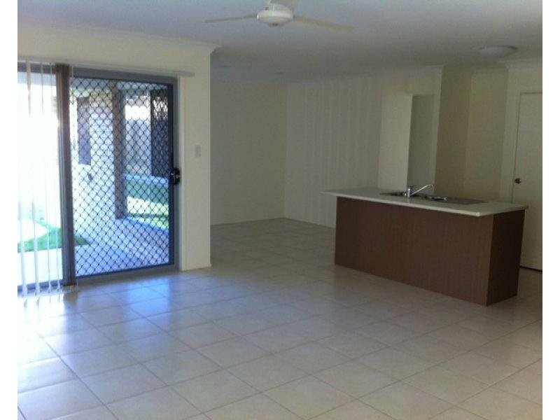 77 Willow Road, Redbank Plains QLD 4301