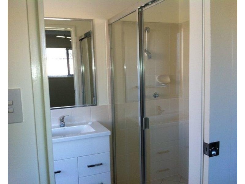 77 Willow Road, Redbank Plains QLD 4301