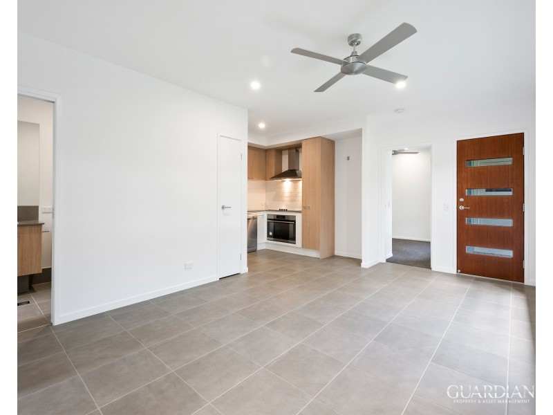2/22C Monash Road, Loganlea QLD 4131