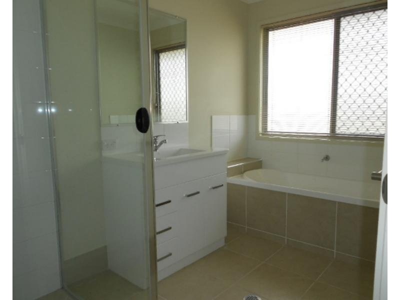 123 Whitmore Crescent, Goodna QLD 4300