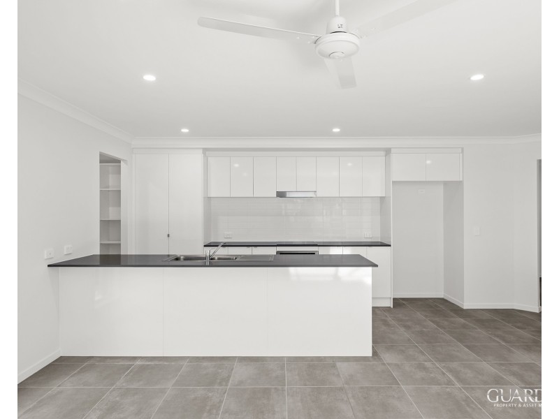 90 Tejo Street, Holmview QLD 4207