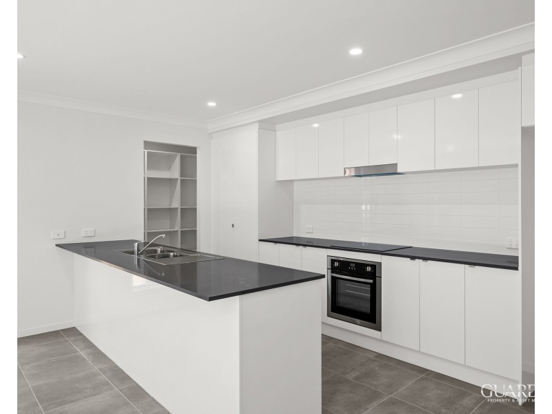 90 Tejo Street, Holmview QLD 4207