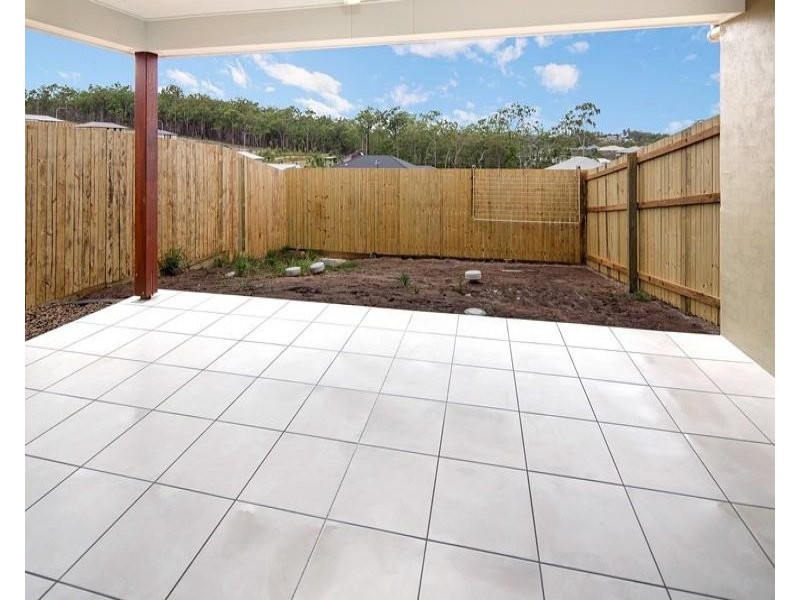 1B Morris Crescent, Bellbird Park QLD 4300