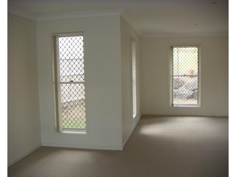 15 Tralee Court, Carrara QLD 4211