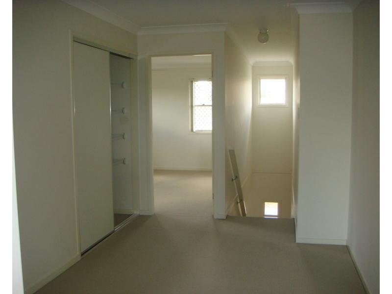15 Tralee Court, Carrara QLD 4211