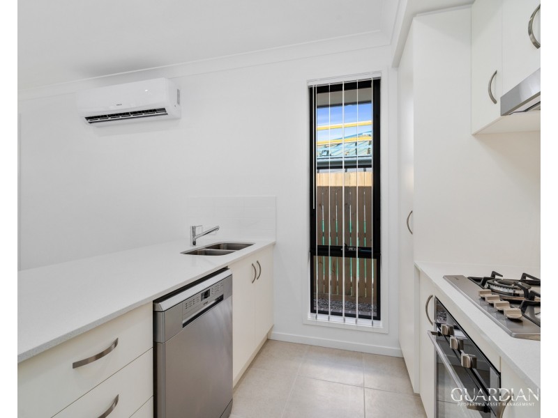 83B Mercy Circuit, Park Ridge QLD 4125