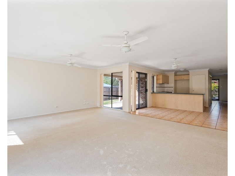 7 Puccini Place, Mackenzie QLD 4156