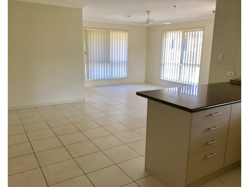 6 Chanel Place, Durack QLD 4077