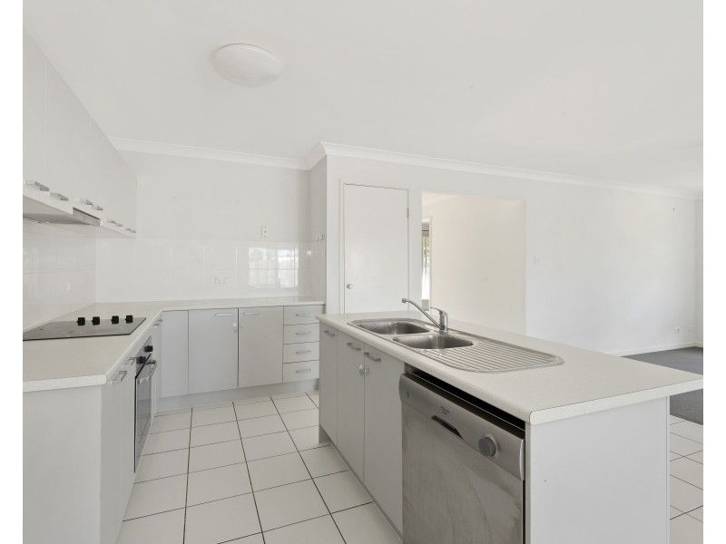 19 Zuleikha Drive, Underwood QLD 4119