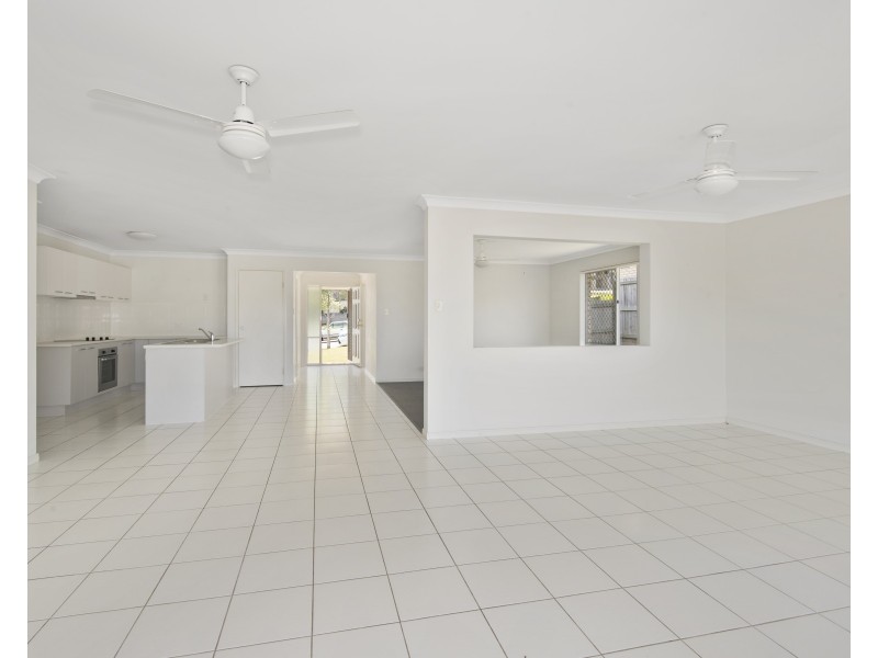 19 Zuleikha Drive, Underwood QLD 4119