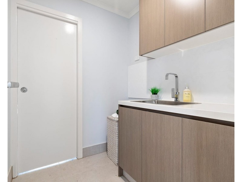 36 Hants Street, Hamilton QLD 4007