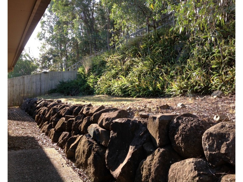 10 Inman Court, Pacific Pines QLD 4211