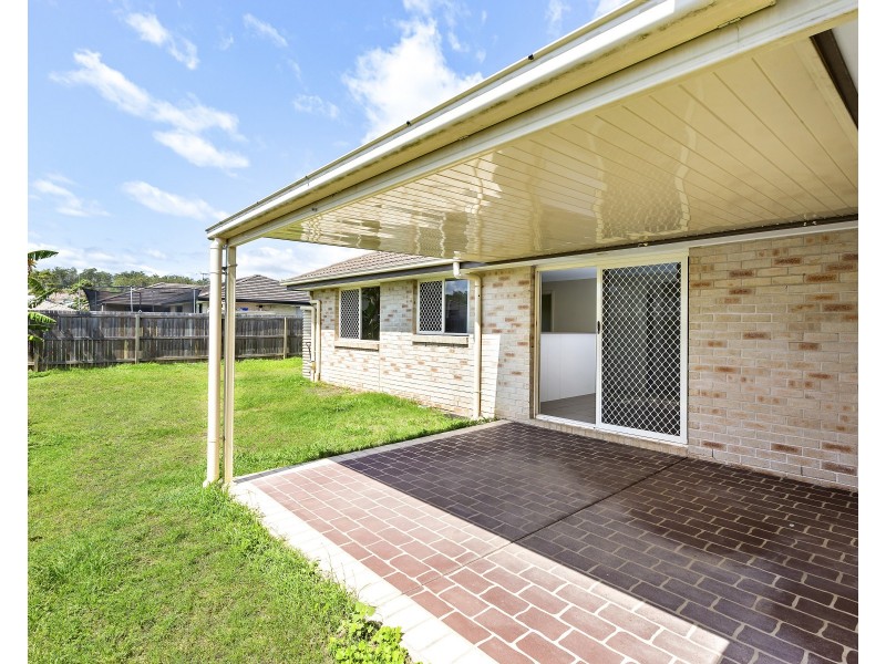 40 Peppertree Drive, Holmview QLD 4207
