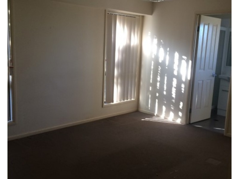 5 Emily Place, Sumner QLD 4074