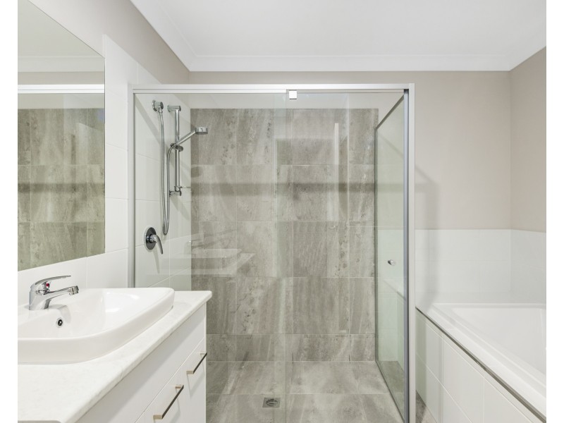 2/43C Pinelands Street, Loganlea QLD 4131
