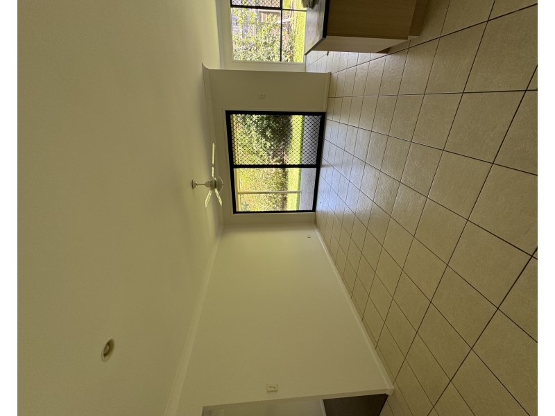 4 Dennis Close, Calamvale QLD 4116