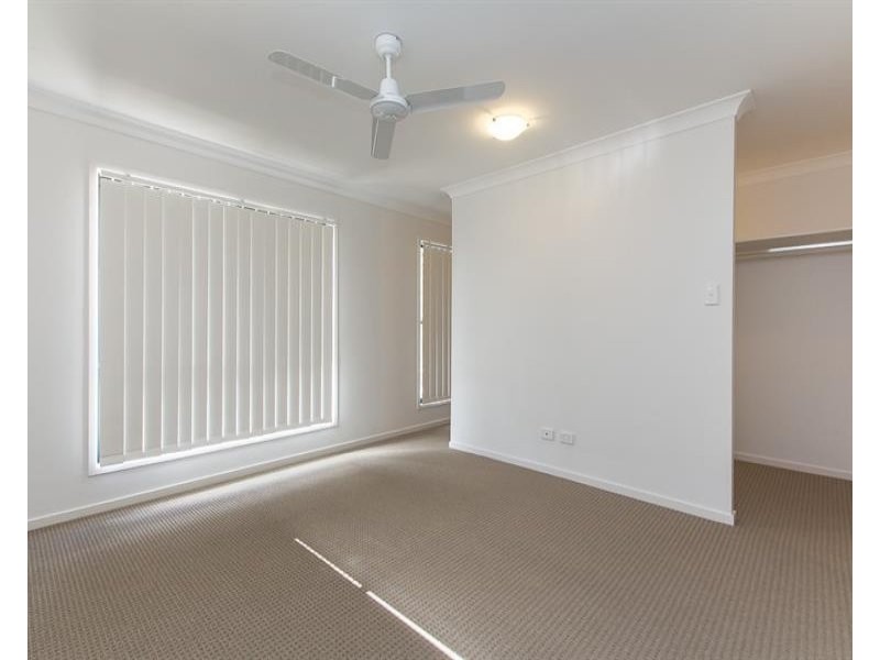 26 Larwill Avenue, Northgate QLD 4013