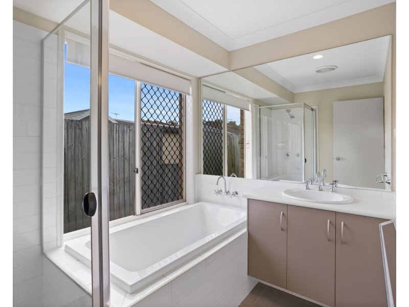 12 King Edward Street, Warner QLD 4500