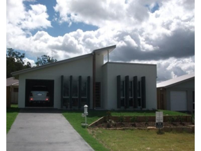 13 Burns Circuit, Augustine Heights QLD 4300