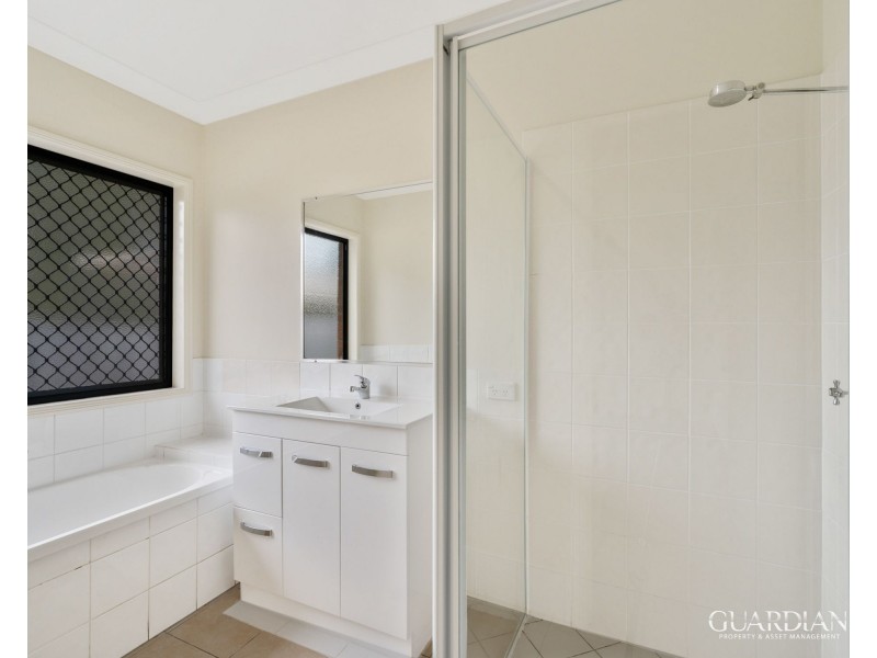 17 Hinterland Crescent, Algester QLD 4115