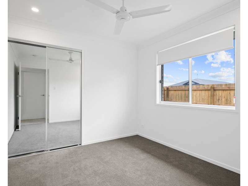 52 Howe Circuit, Logan Reserve QLD 4133