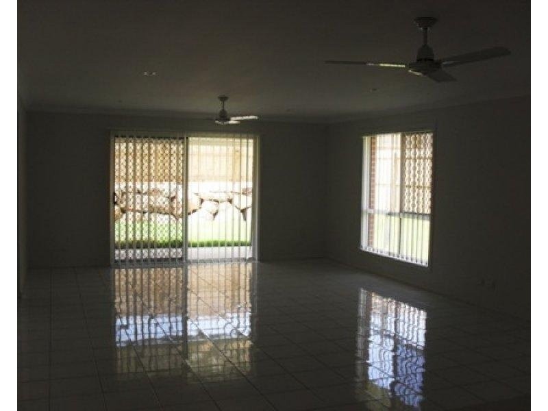 10 Goolwa Court, Pimpama QLD 4209