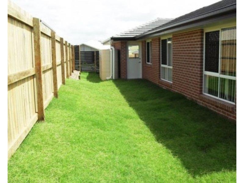 10 Goolwa Court, Pimpama QLD 4209