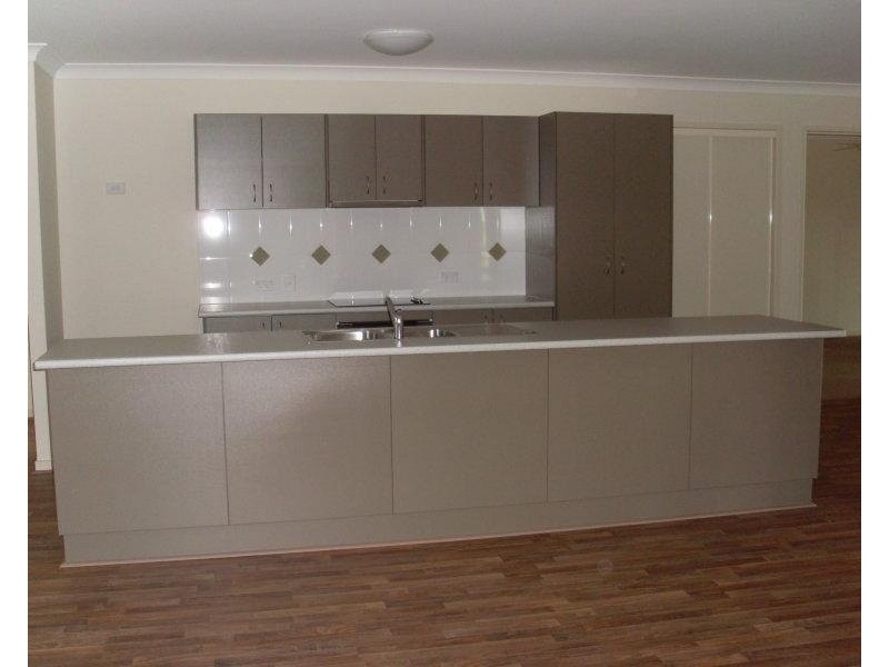 6 Figbird Close, Goodna QLD 4300