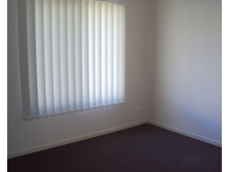 5 Harold Reinhardt Drive, Redbank Plains QLD 4301