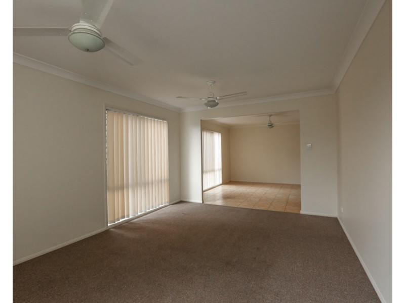 8 Flynn Place, Aspley QLD 4034