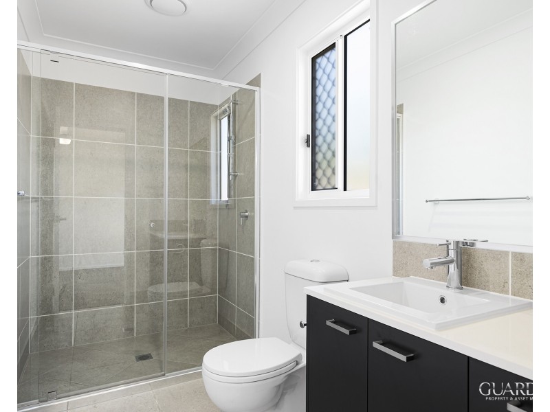 1 Royal Street, Park Ridge QLD 4125