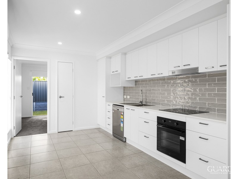 1A Royal Street, Park Ridge QLD 4125