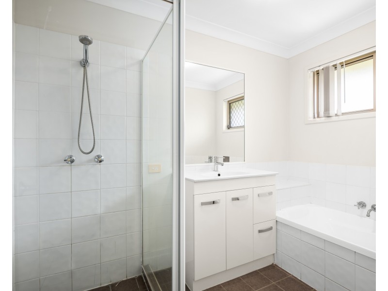 20 Lake Manchester Street, Logan Reserve QLD 4133