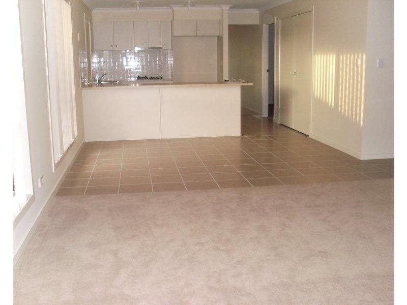 132 Alawoona Street, Redbank Plains QLD 4301