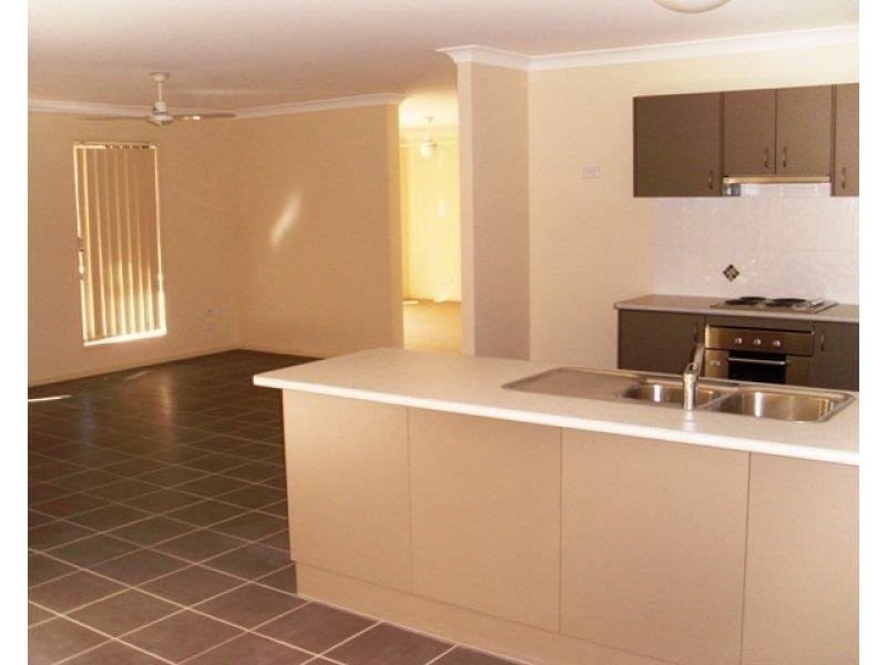 20 Eloise Place, Sumner QLD 4074