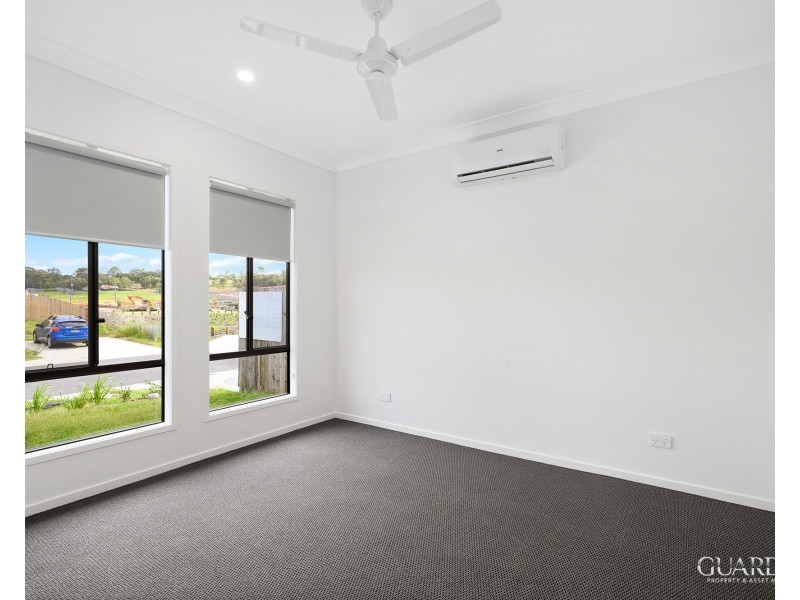 1/11 Claireview Street, Logan Reserve QLD 4133