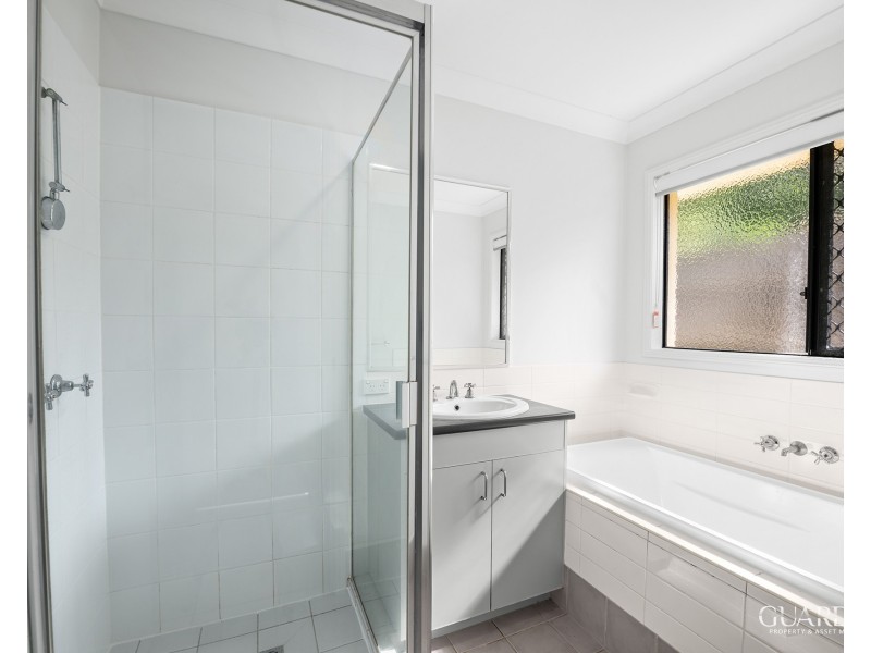 56 Salubris Place, Moggill QLD 4070