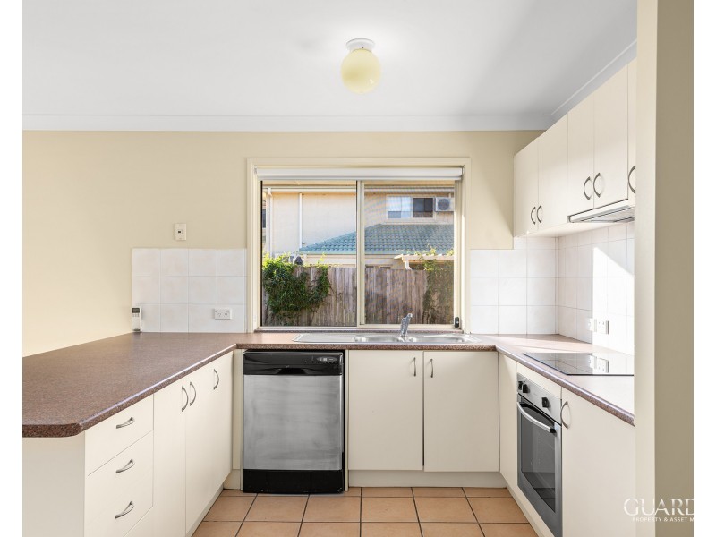 6 Parkvale Street, Victoria Point QLD 4165