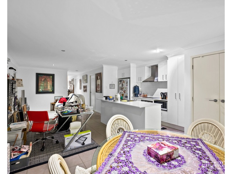 1&2/38 Kenneth Drive, Augustine Heights QLD 4300