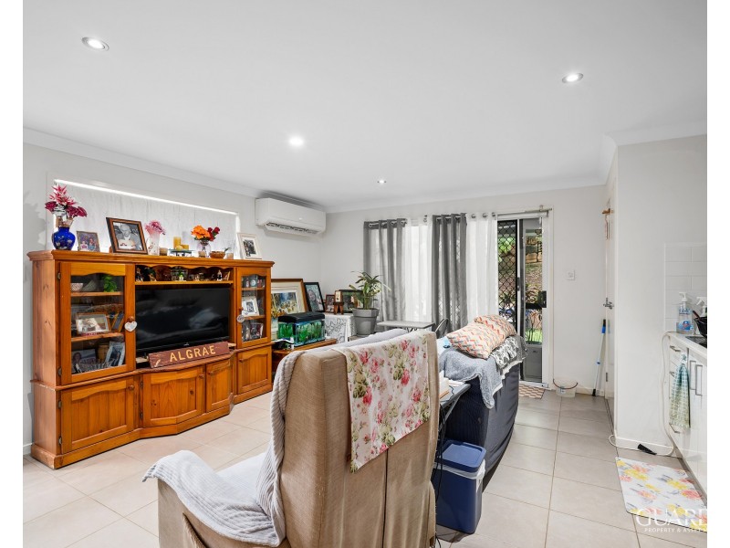 1&2/38 Kenneth Drive, Augustine Heights QLD 4300